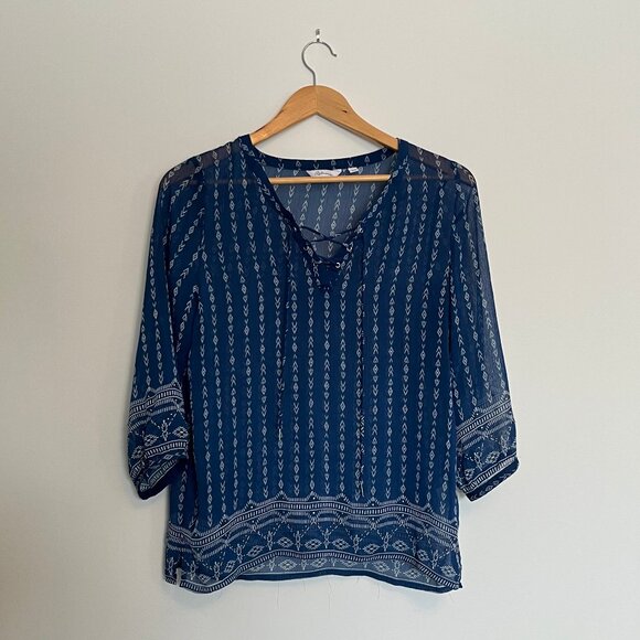 Reitman's. Sheer Blue Pattern Top. Size Petite M. Womens. - Picture 1 of 7